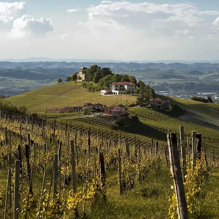 Dai Gresy - In Langa 컨트리하우스 *